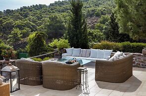 Villa Lauriet Kratigos - Private Escape With Views