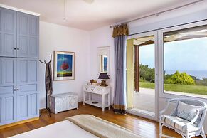 Villa Lauriet Kratigos - Private Escape With Views