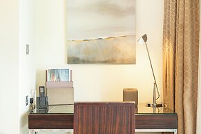 PVH - Emaar Fashion Avenue - 1BR