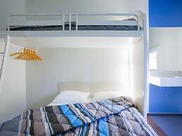 UNISOTEL EX HOTEL F1