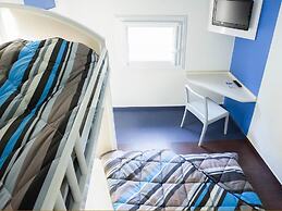UNISOTEL EX HOTEL F1