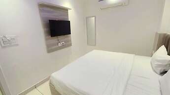 Hotel Red Chilly Adarsh Nagar