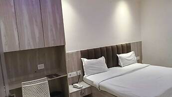 Hotel Red Chilly Adarsh Nagar