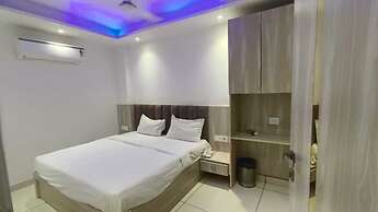 Hotel Red Chilly Adarsh Nagar