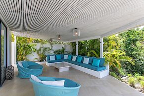 Atelier House