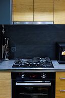 Apartment by Luxe Group TT198