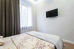 Apartment by Luxe Group TT198