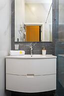 Apartment by Luxe Group TT198