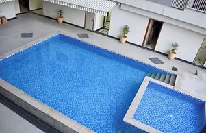 OnlyStay Peace Pavillion