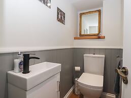 Flat 2 23 Hyde Park Road