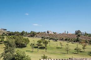 Relaxation, Golf and Beach