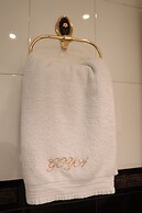 Hostal Goya Suites