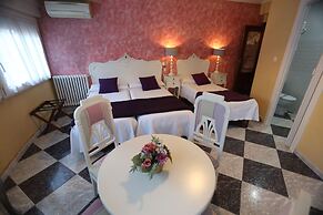 Hostal Goya Suites
