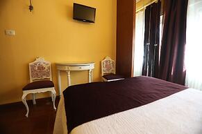 Hostal Goya Suites