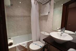 Hostal Goya Suites