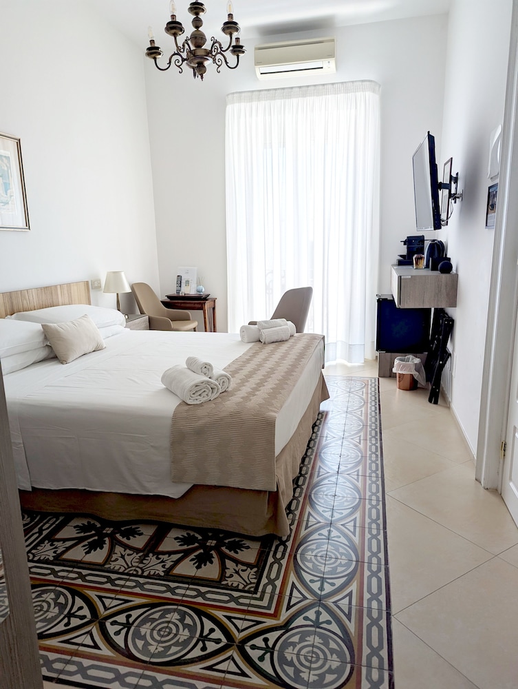 Al Corso Charming Rooms