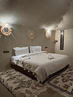 Sunshine luxury desert camp