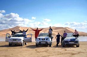 Sunshine luxury desert camp