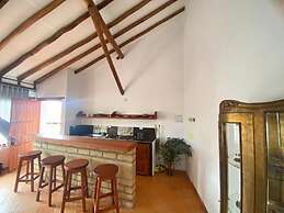 leyvaYork Apartasuites