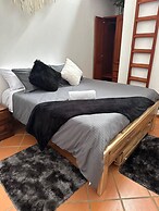 leyvaYork Apartasuites