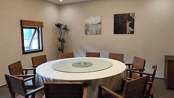 Chaoyangli Minzu Dujia Jiudian