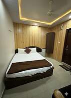 Hotel mahadev international