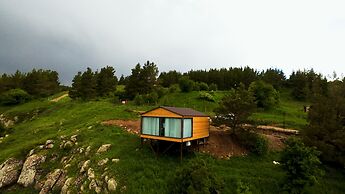 Stonehenge Hotel & Restaurant