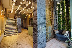HOTEL NEON