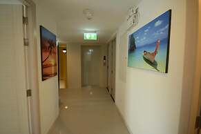 Patong Expat Hotel