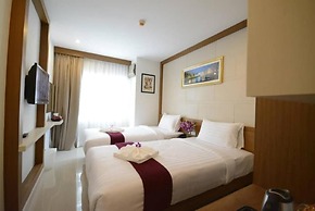 Patong Expat Hotel
