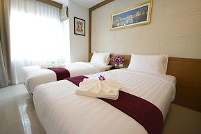 Patong Expat Hotel