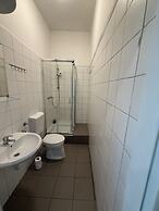 Stylish 2BR Apartment Westbahnhof Area