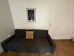 2BR Apartment 10 Min Walk to Westbahnhof