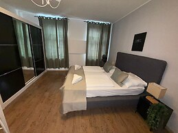 2BR Apartment 10 Min Walk to Westbahnhof
