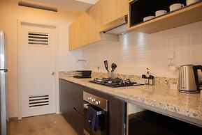 w Charming 2BR w Balcony in Miraflores