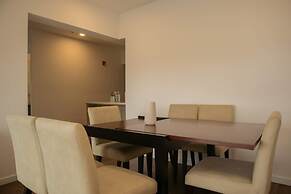w Delightful 2BR w Balcony in Miraflores