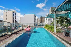 Happy House Hotel & Apartment