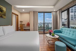 Happy House Hotel & Apartment