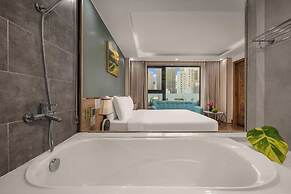 Happy House Hotel & Apartment