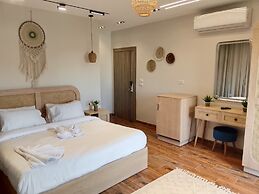 Zen Pyramids Luxury Villa