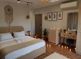 Zen Pyramids Luxury Villa
