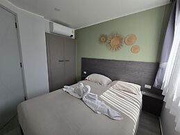 Modern Retreat 1- Bed T3-529