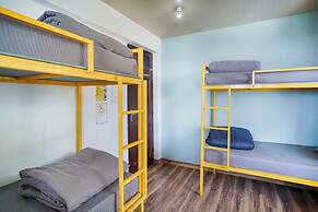 Young Monk Hostel Dharamkot
