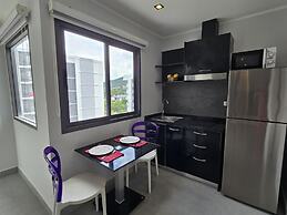 Sleek Corner 1 Bed Apt T1-607