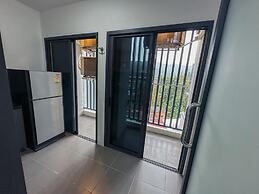 Beachside Bliss 2- Bed HM612