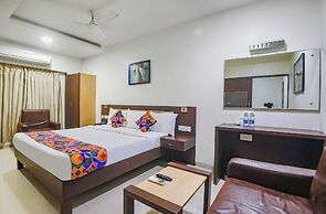 HOTEL LEELA GRAND INN