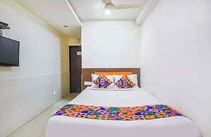 HOTEL LEELA GRAND INN
