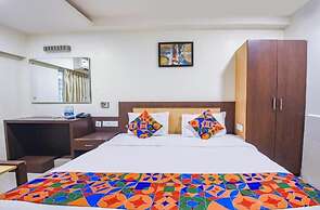 HOTEL LEELA GRAND INN