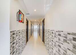 HOTEL LEELA GRAND INN