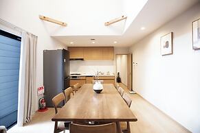 b&FLAT-Hanazono